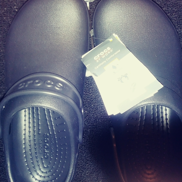 Crocs - Picture 3 of 6